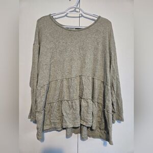Ava James Gray Tiered Tunic Top